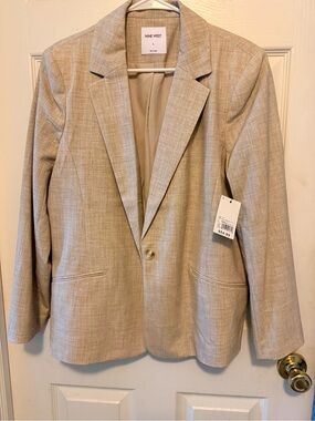 Nine West Cream Linen-Blend Blazer with Marbled Buttons